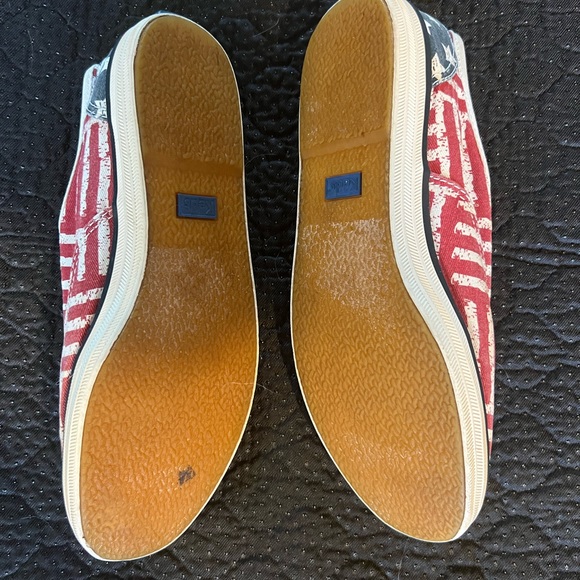 Women’s Keds Size 7.5 - Picture 2 of 2